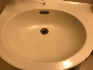 洗面所の排水つまりの一般的な原因と対策はある？